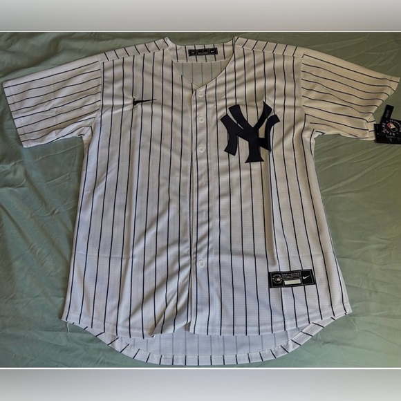 Other - 🔥2XHOST PICK🔥NY⚾️⚾️Pinstripe Baseball Jersey